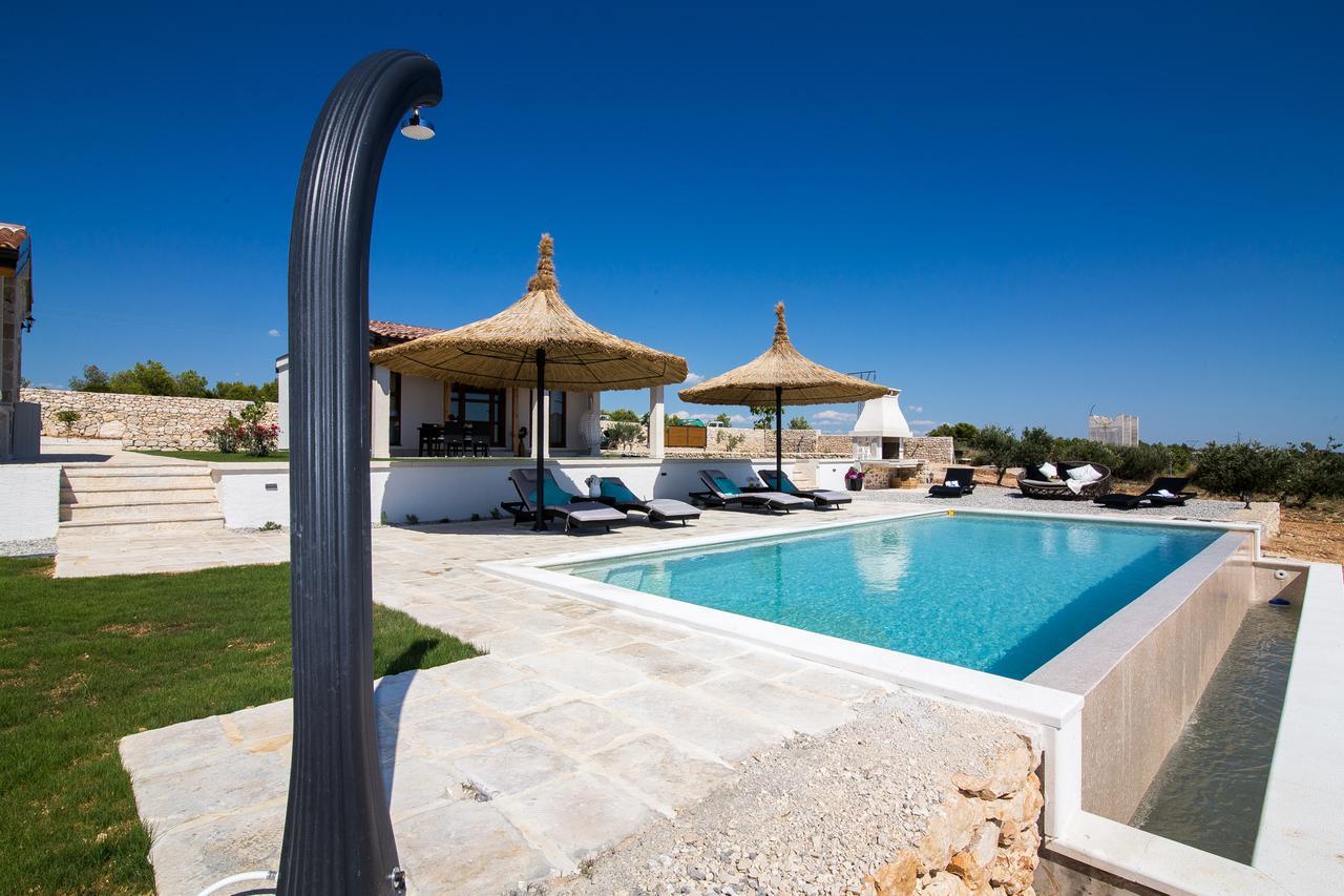 Estate Duo Vila