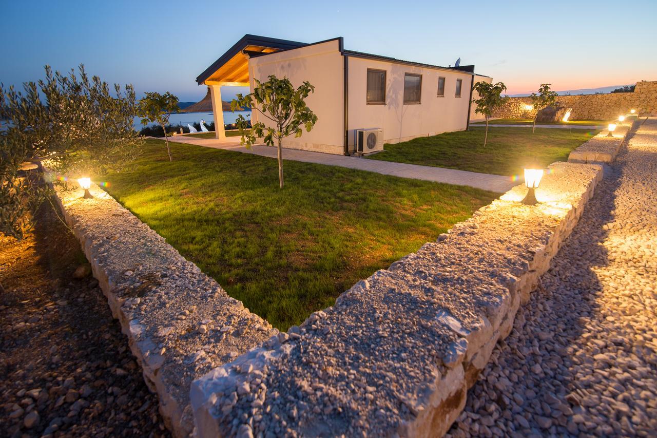 Vila Estate Duo