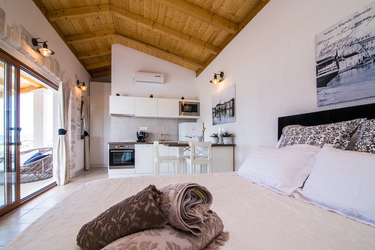 Estate Duo Vila